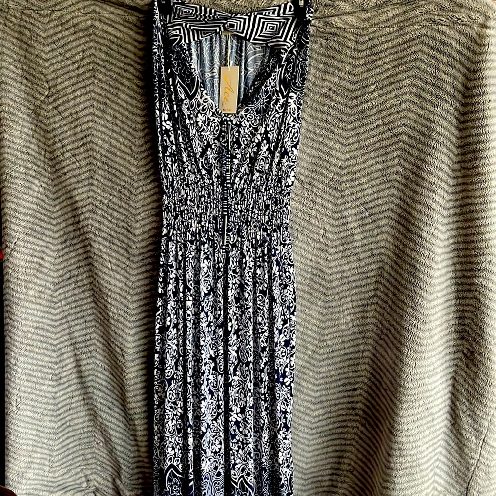 Woman’s blue and white summer dress BRAND NEW NEVER WORN